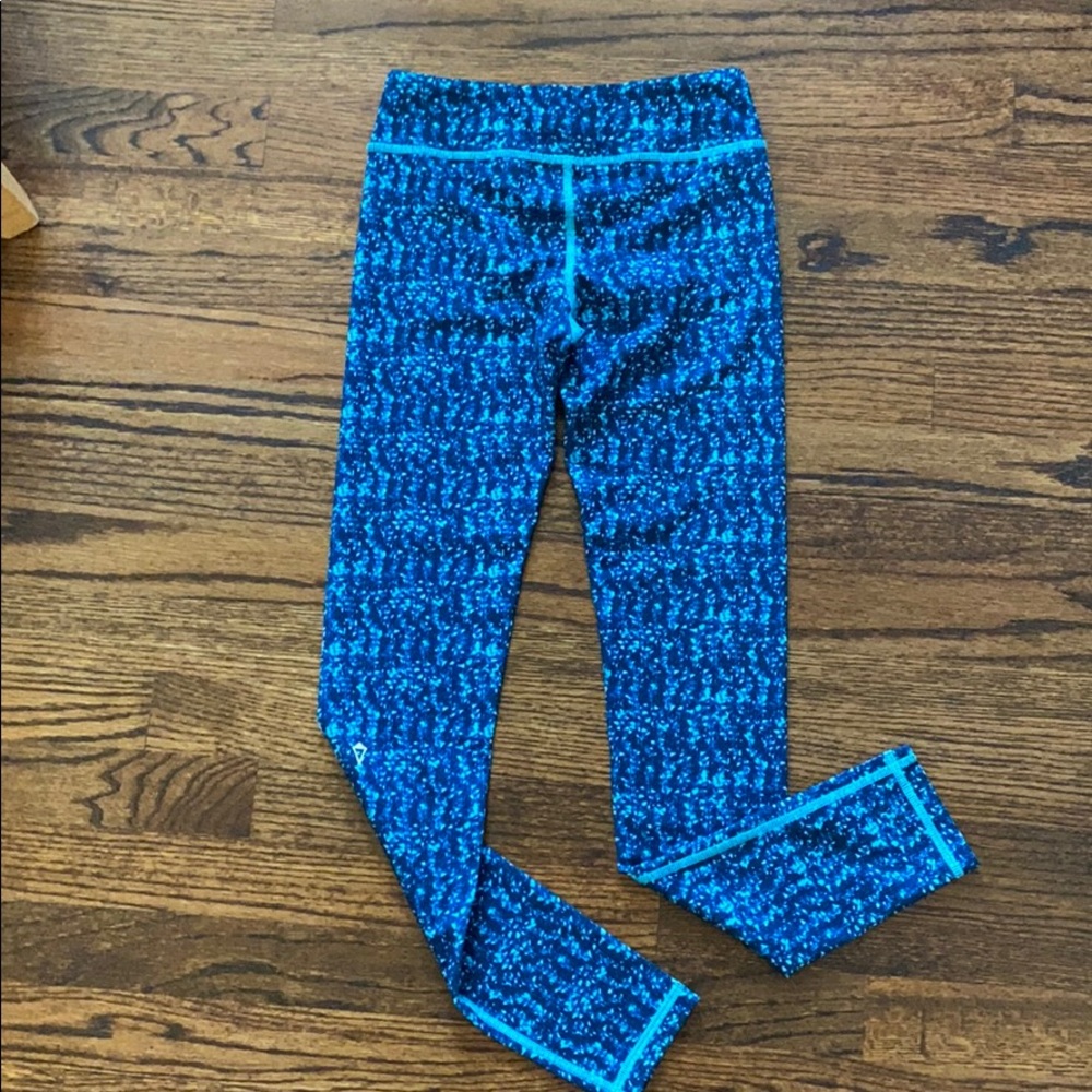 IVIVVA LEGGINGS SIZE 10 blue print WOW!